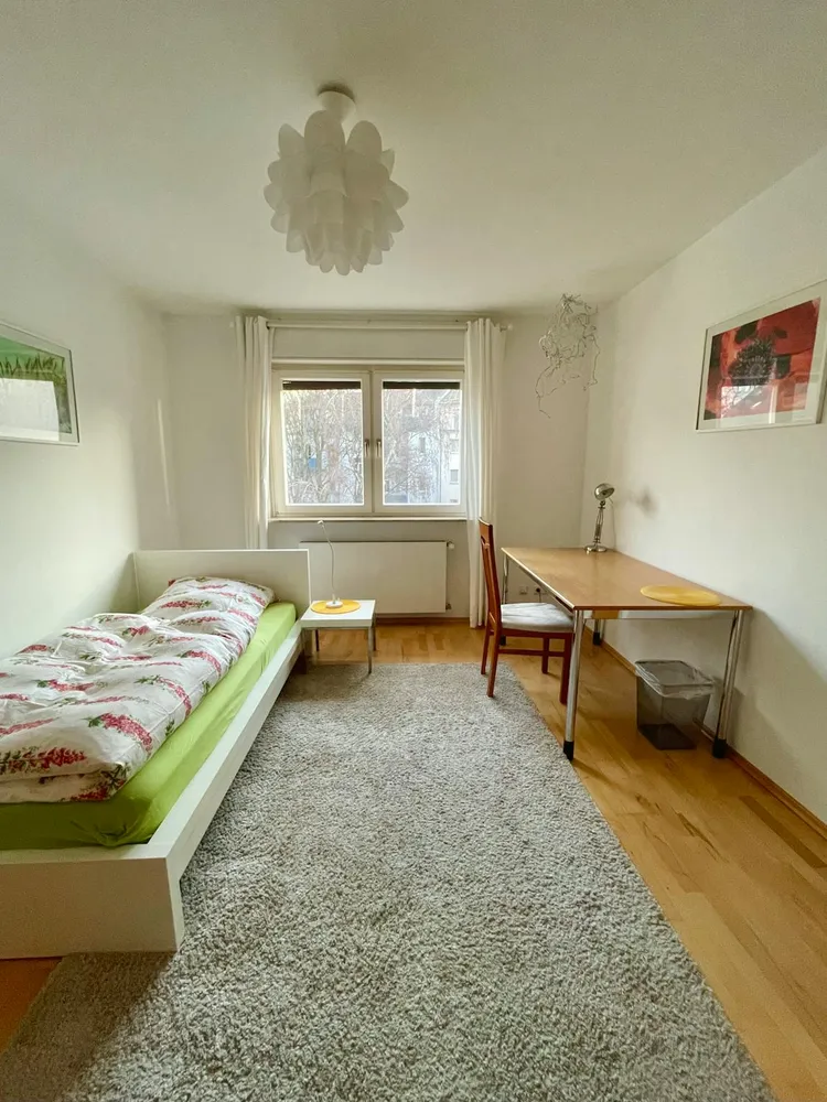Shared room with 15 m² in Frankfurt am Main – Photo 1