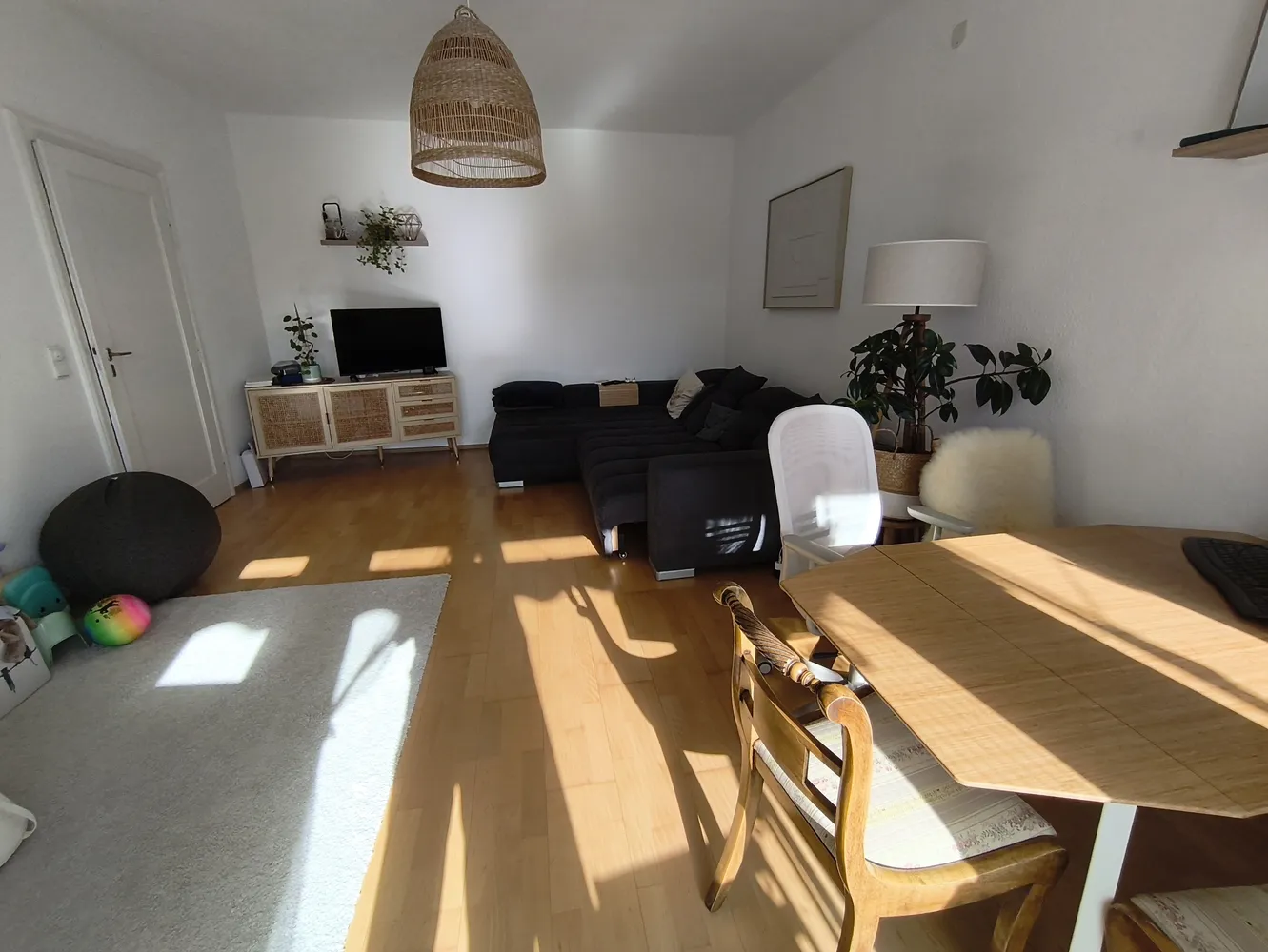 3 room apartment with 94 m² in Frankfurt am Main – Photo 1