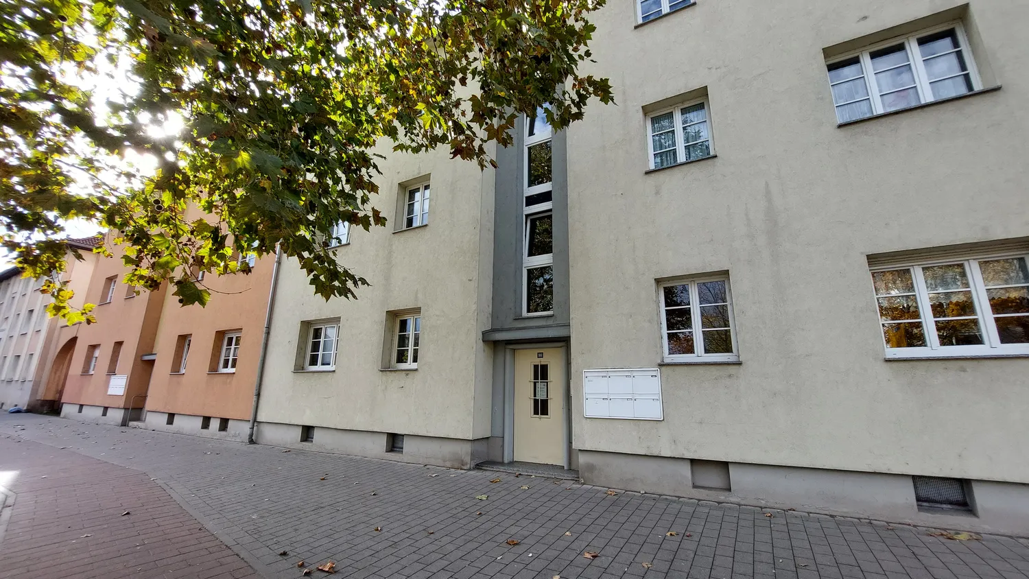 2 Zimmer Wohnung mit 54 m² in Weißenfels – Bild 3