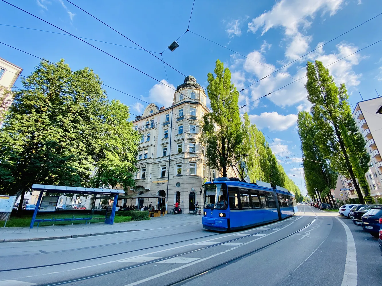 4 Zimmer Wohnung mit 145 m² in München – Bild 1