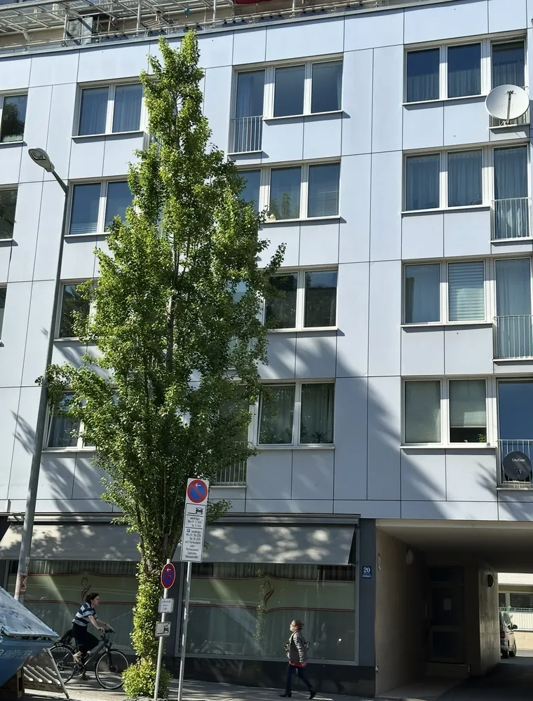 1 Zimmer Wohnung mit 30 m² in München – Bild 1
