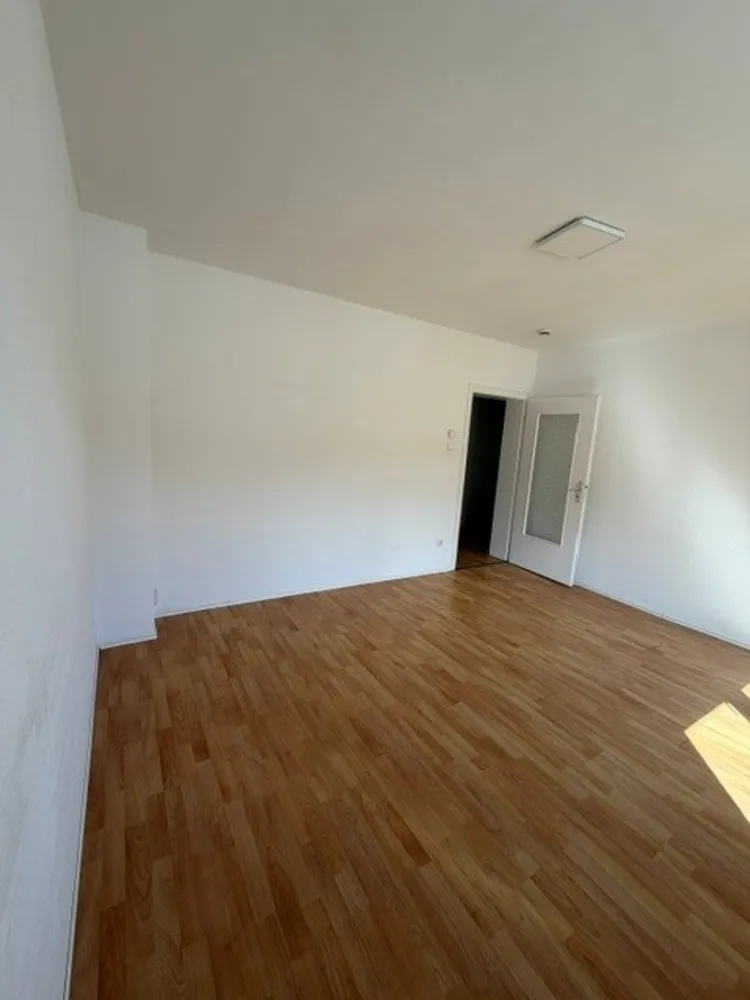 2 Zimmer Wohnung mit 43 m² in Essen – Bild 2