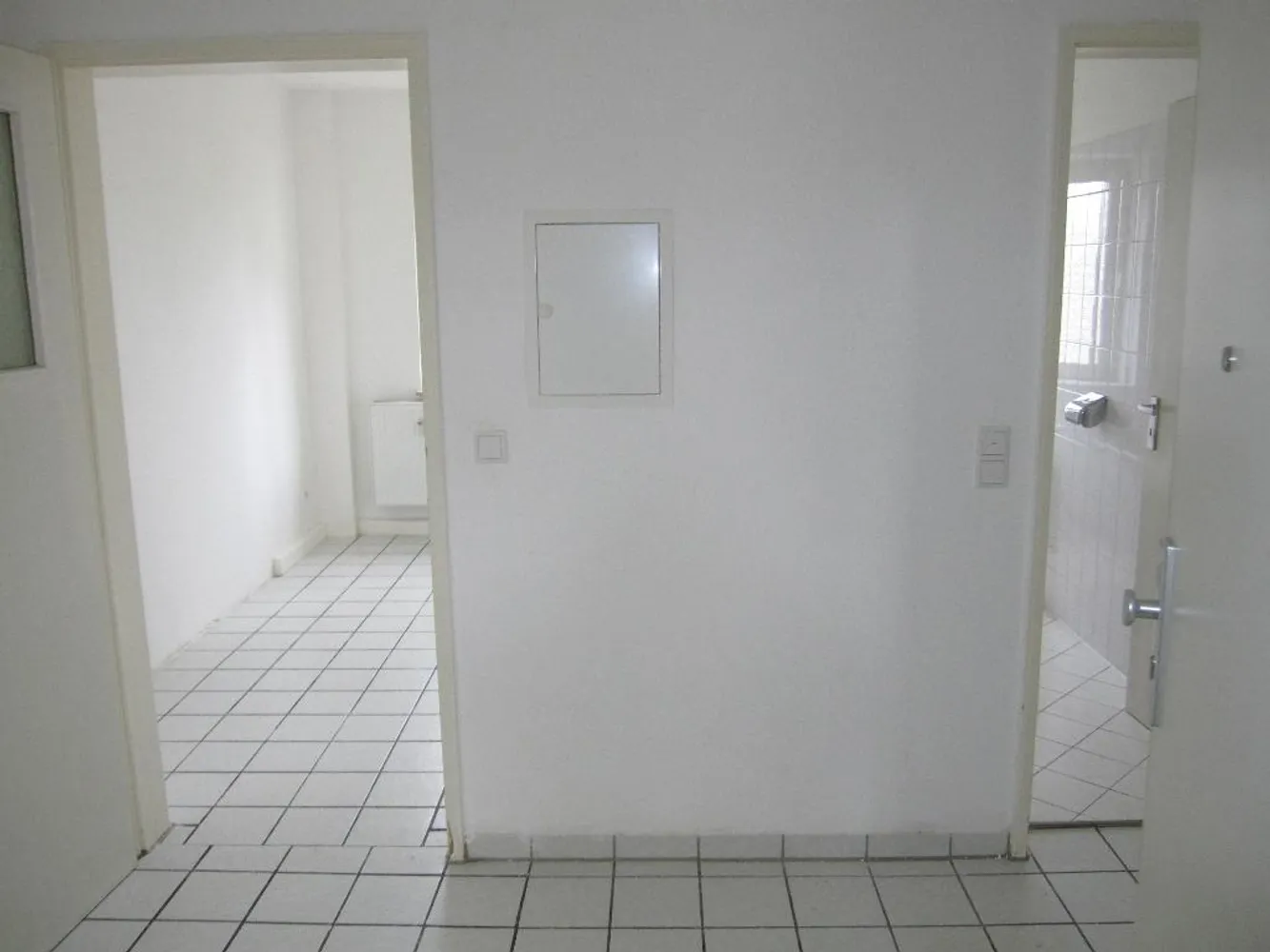 2 room apartment with 57 m² in Cologne – Photo 3