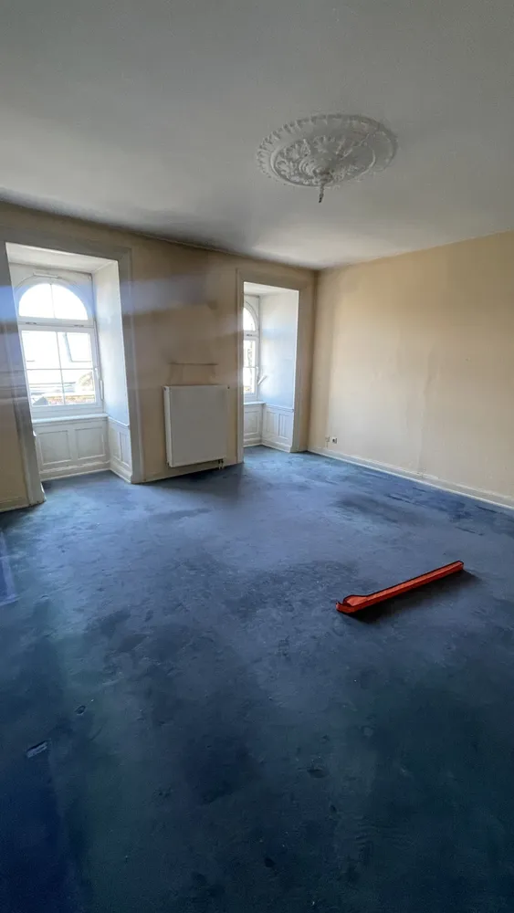 4 Zimmer Wohnung mit 110 m² in Wiesbaden – Bild 2
