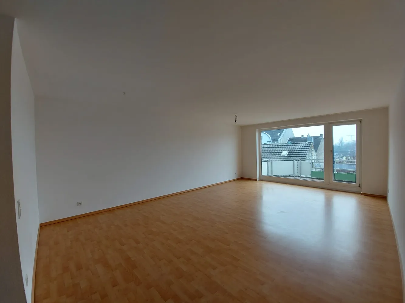 3 Zimmer Wohnung mit 90 m² in Düsseldorf – Bild 1