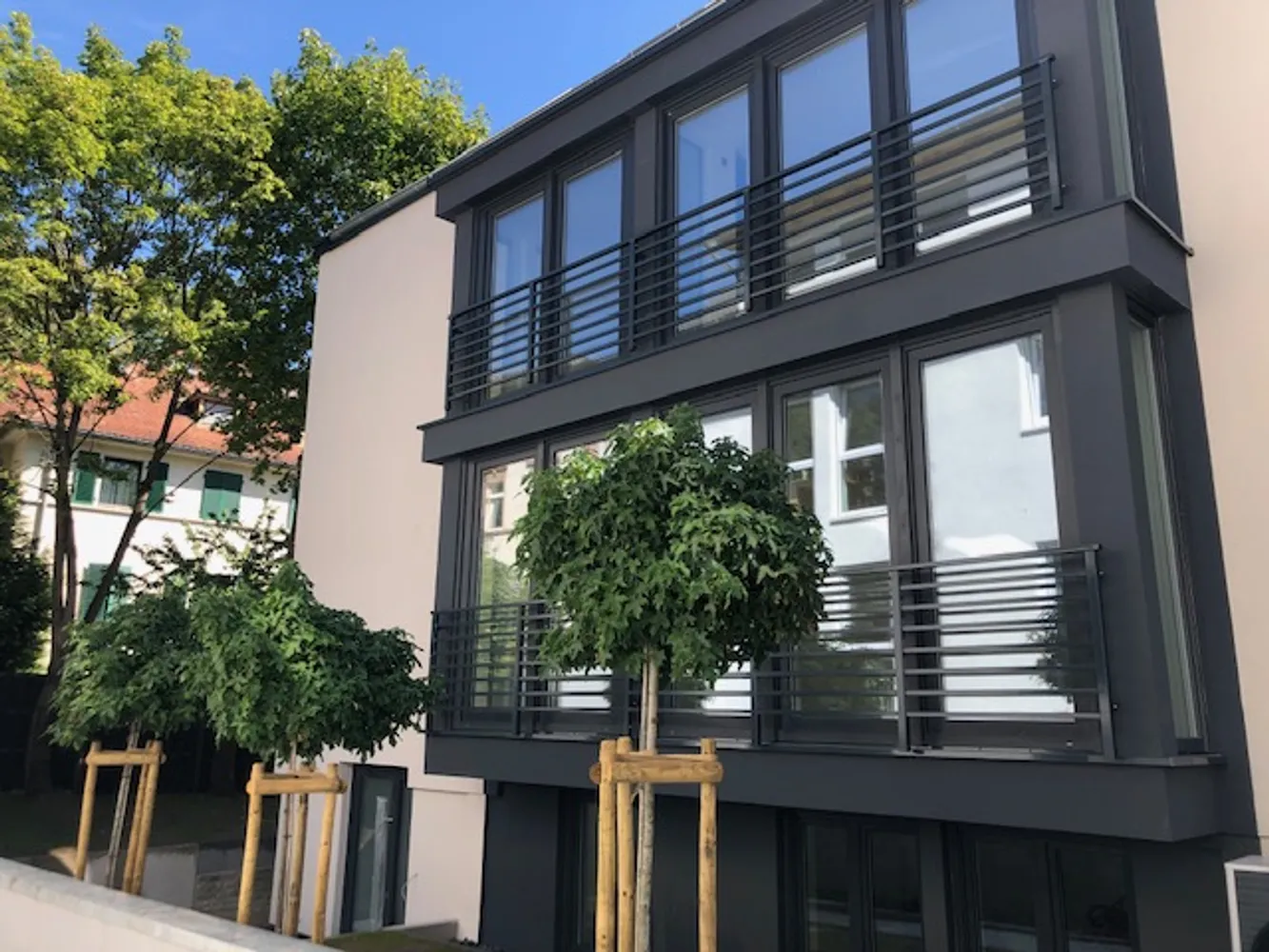 2 room apartment with 90 m² in Wiesbaden – Photo 2