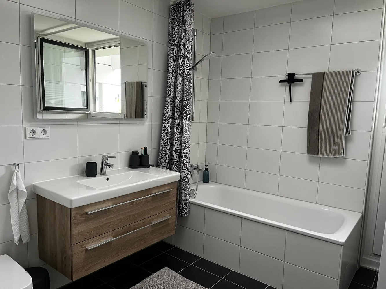 3 Zimmer Wohnung mit 142 m² in München – Bild 9