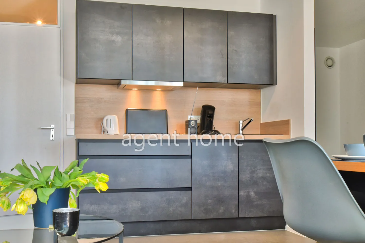 1 room apartment with 41 m² in Stuttgart – Photo 8