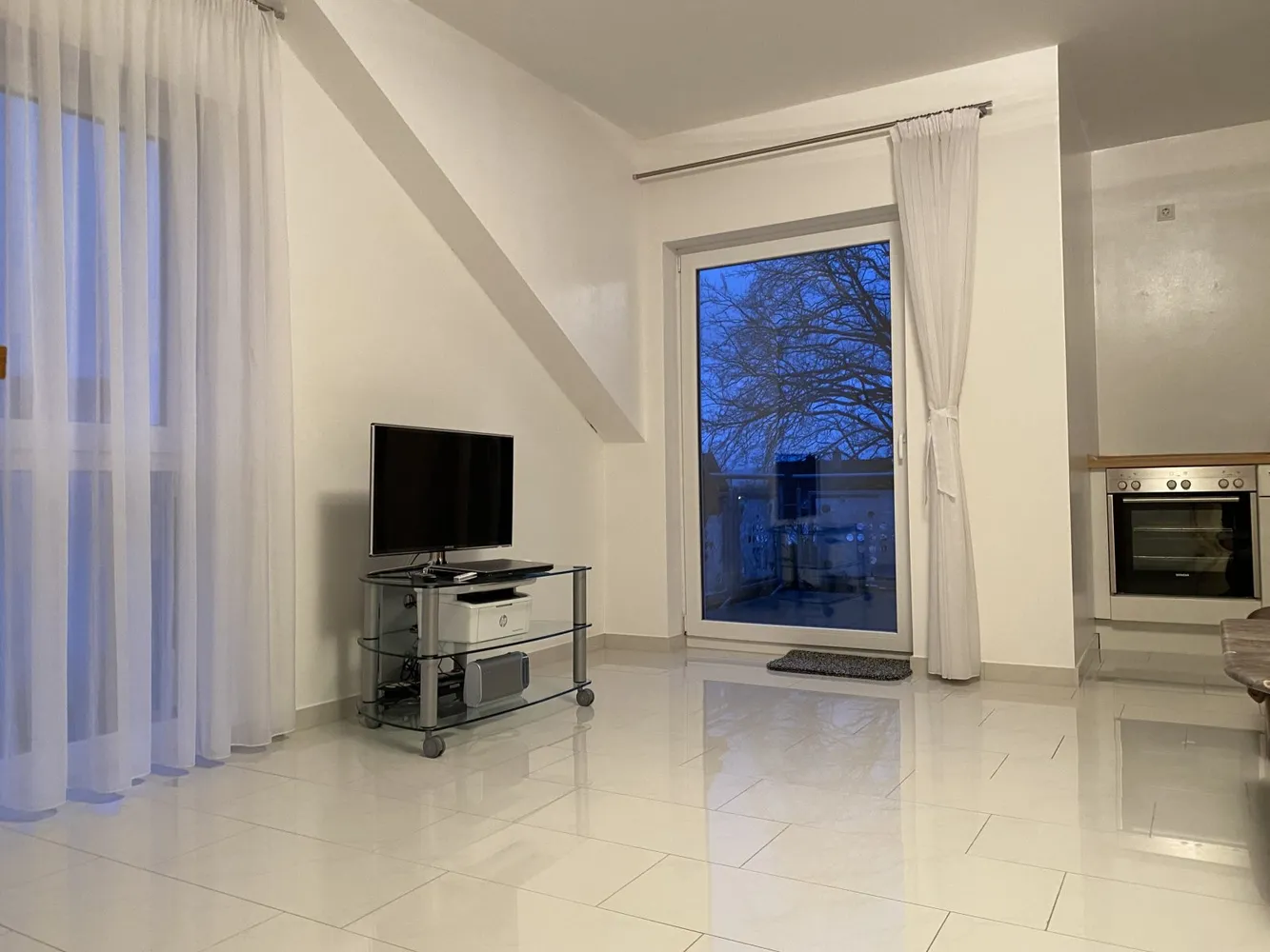 2 Zimmer Wohnung mit 56 m² in Homburg – Bild 3