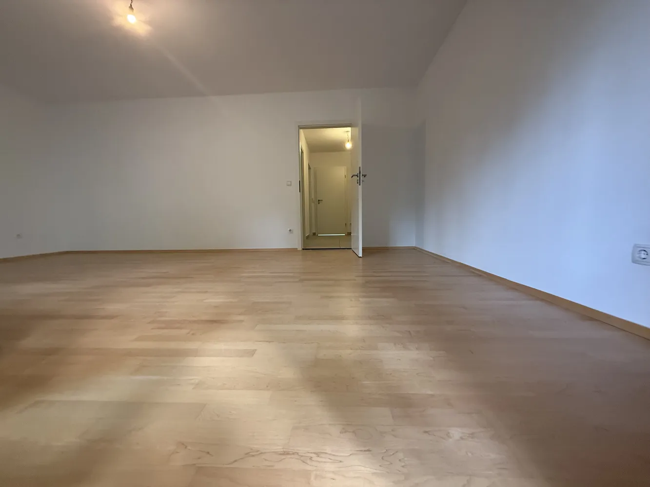 2 Zimmer Wohnung mit 63 m² in München – Bild 9