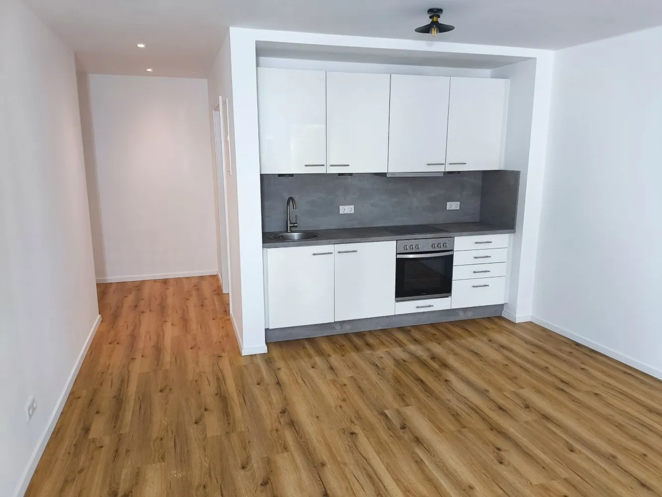 1 room apartment with 46 m² in Cologne – Photo 5