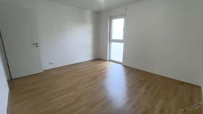 3 Zimmer Wohnung mit 110 m² in München – Bild 3