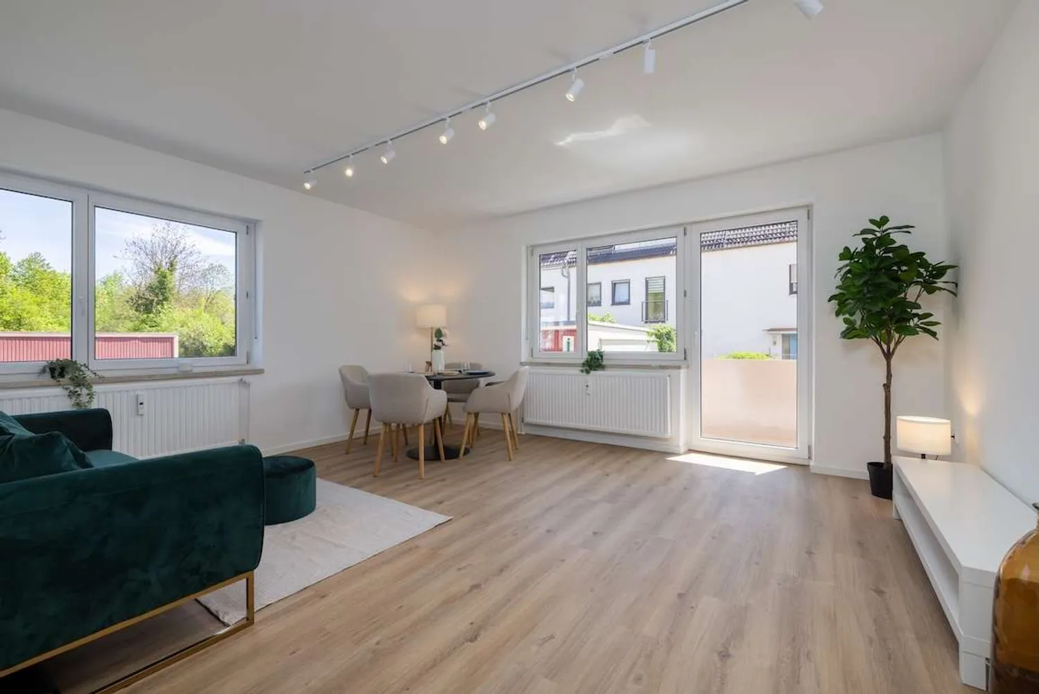 4 Zimmer Wohnung mit 84 m² in Augsburg – Bild 1