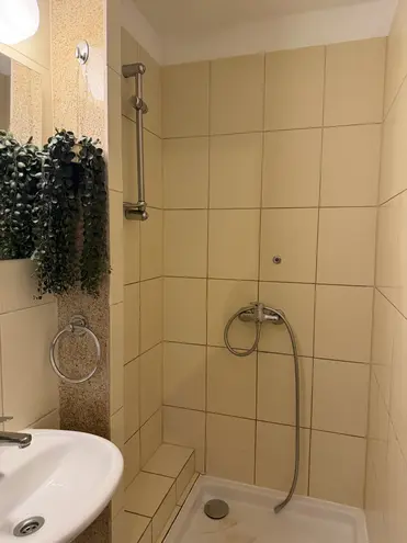 1 Zimmer Wohnung mit 20 m² in Köln – Bild 12