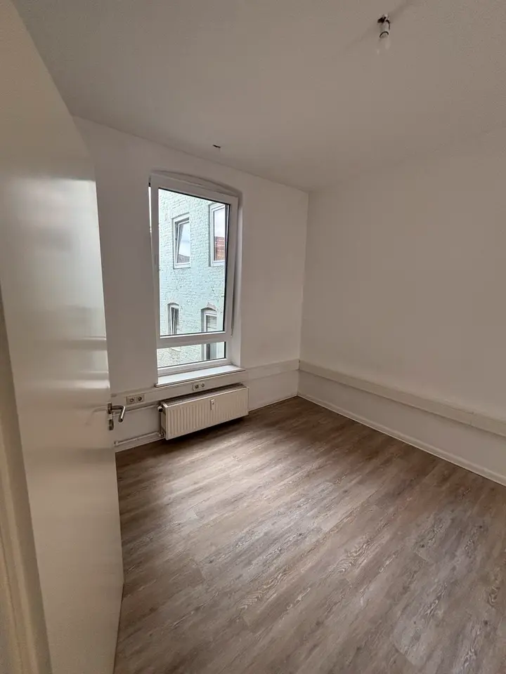 7 Zimmer Wohnung mit 162 m² in Flensburg – Bild 4