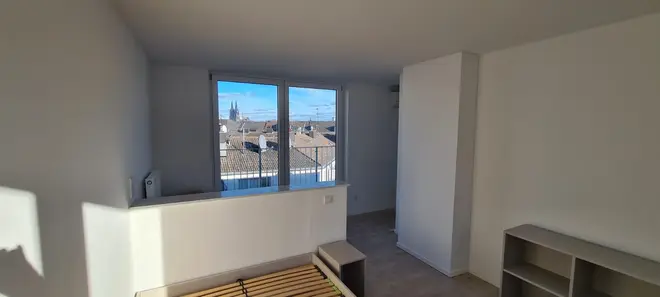 1 Zimmer Wohnung mit 31 m² in Köln – Bild 2