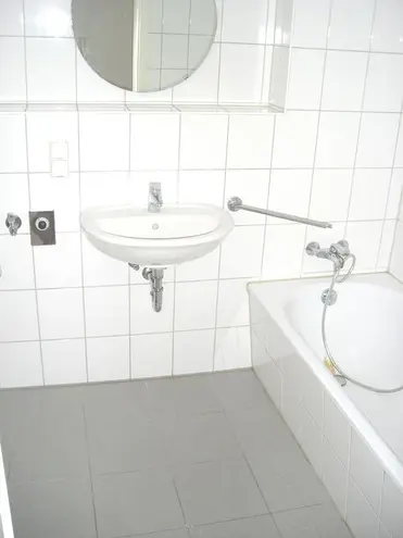 4 Zimmer Wohnung mit 100 m² in Halle (Saale) – Bild 10