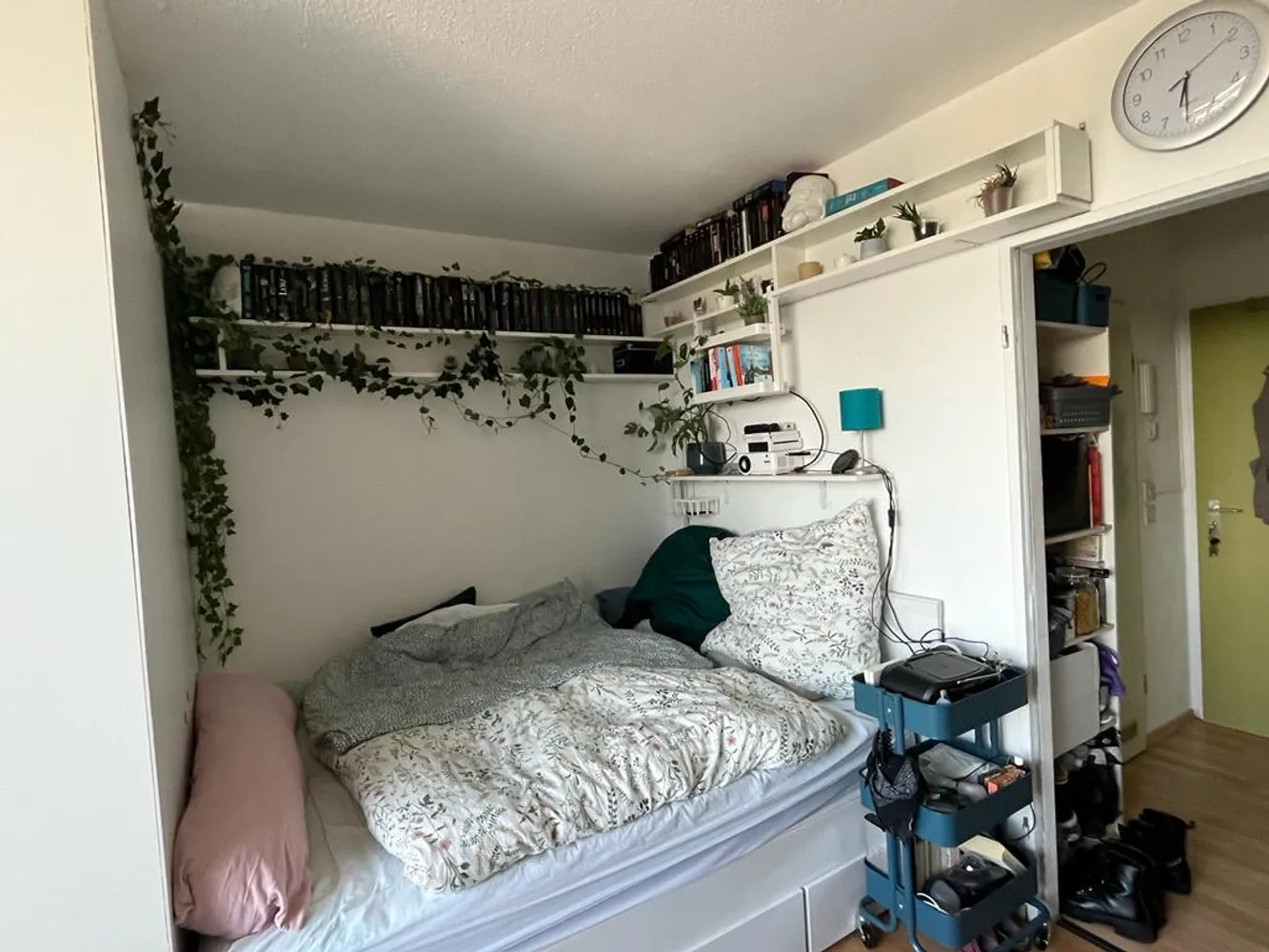 1 Zimmer Wohnung mit 28 m² in Köln – Bild 6