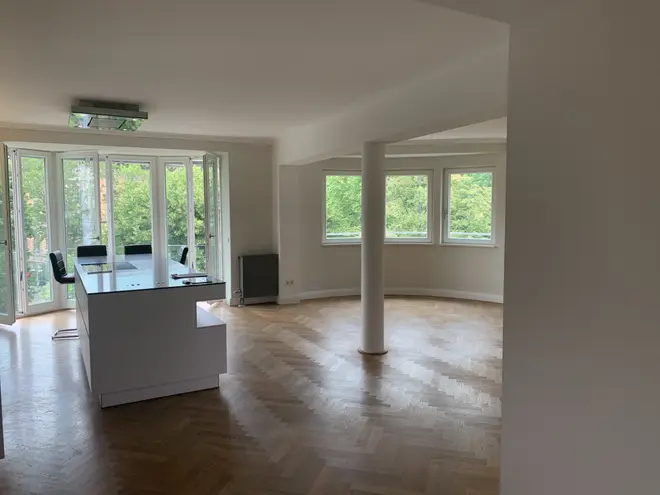 5 Zimmer Wohnung mit 170 m² in Düsseldorf – Bild 2