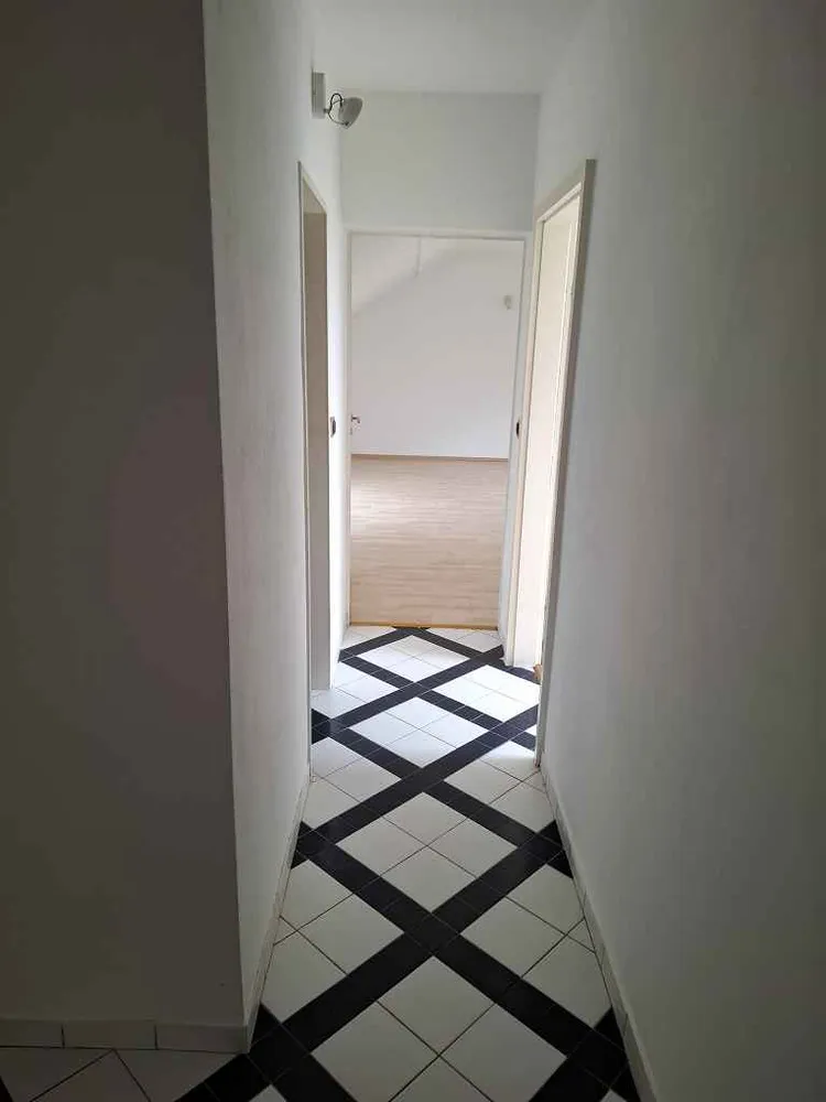 2 Zimmer Wohnung mit 65 m² in Frankfurt am Main – Bild 3