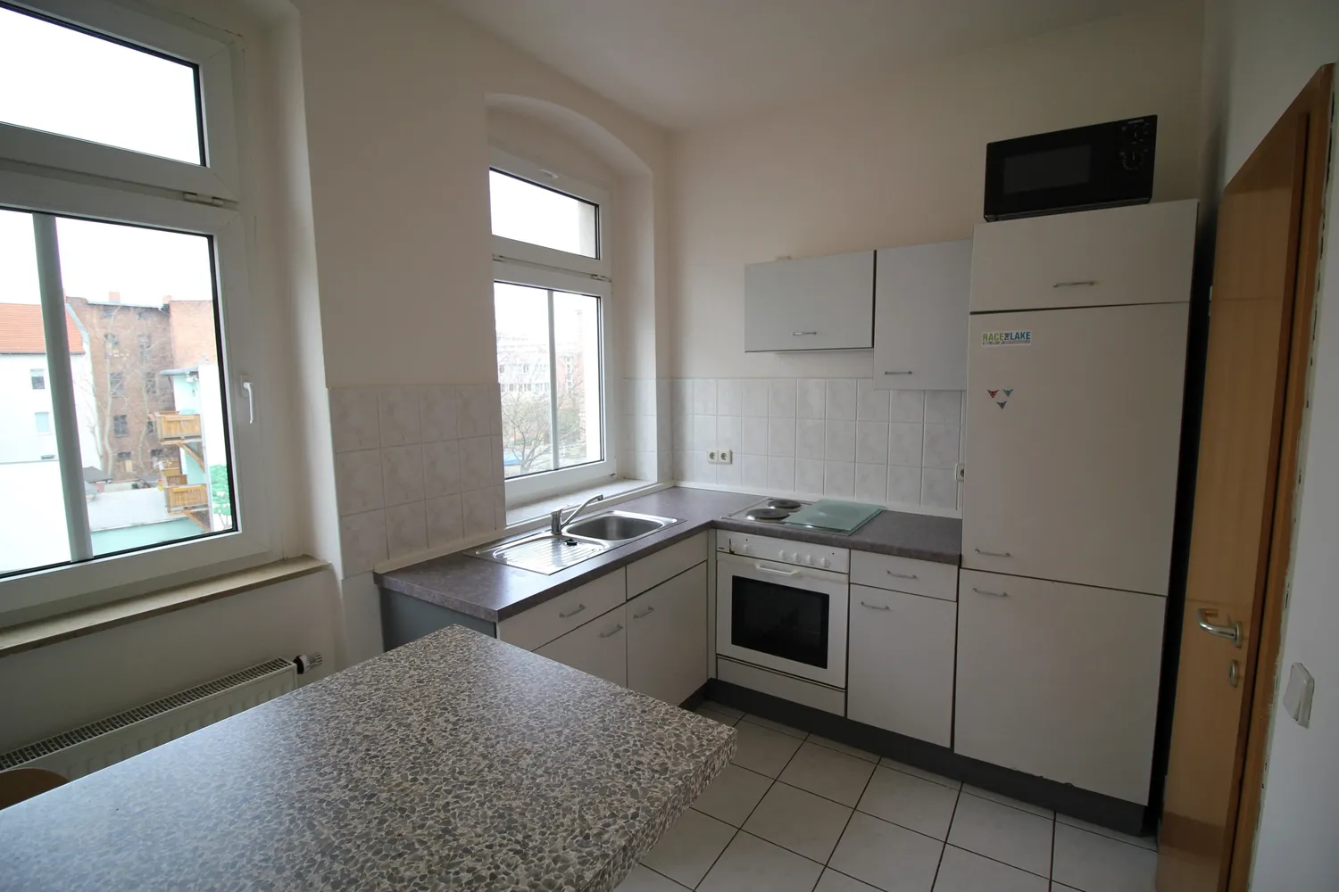 2 Zimmer Wohnung mit 43 m² in Halle (Saale) – Bild 4