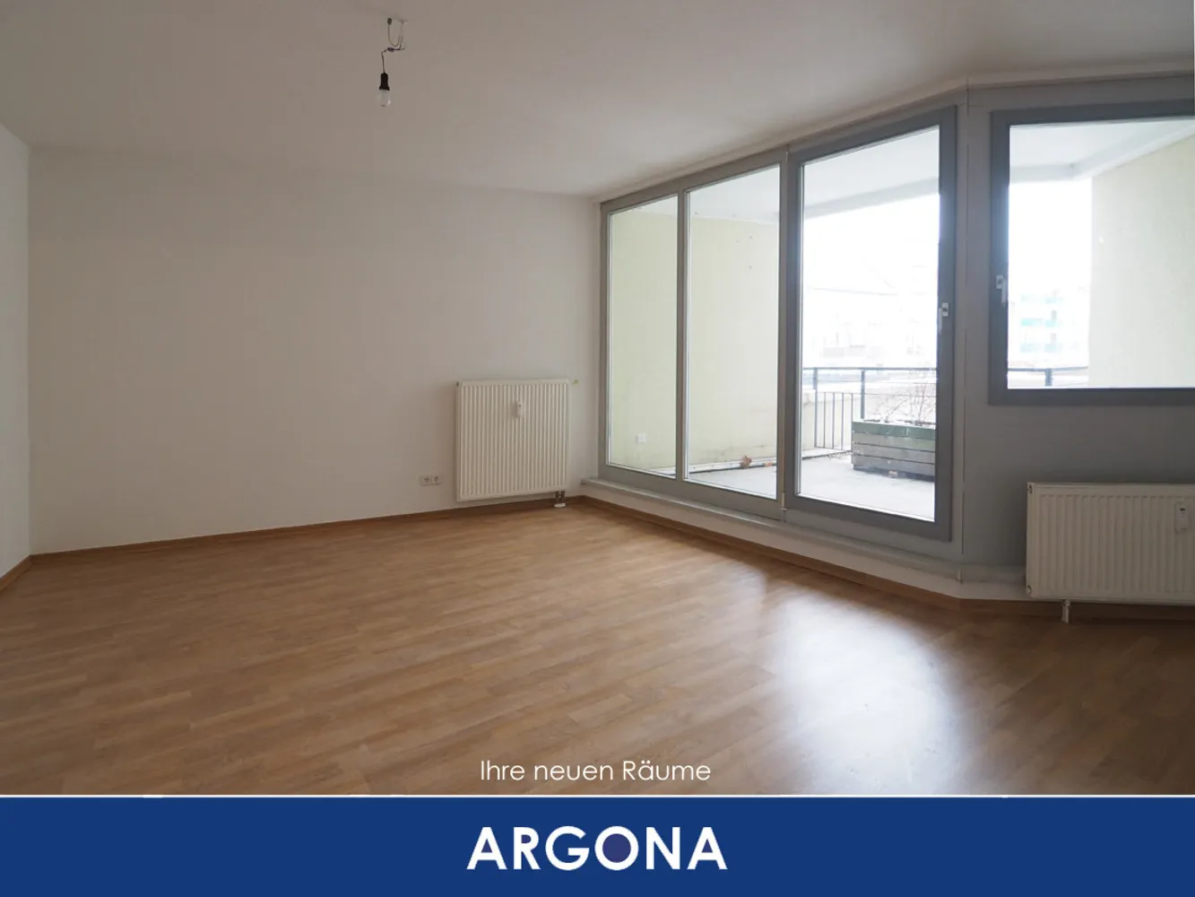 4 Zimmer Wohnung mit 98 m² in Magdeburg – Bild 1