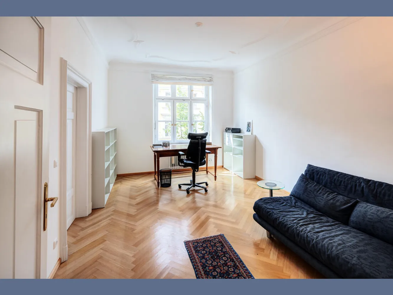 7 Zimmer Wohnung mit 230 m² in München – Bild 11