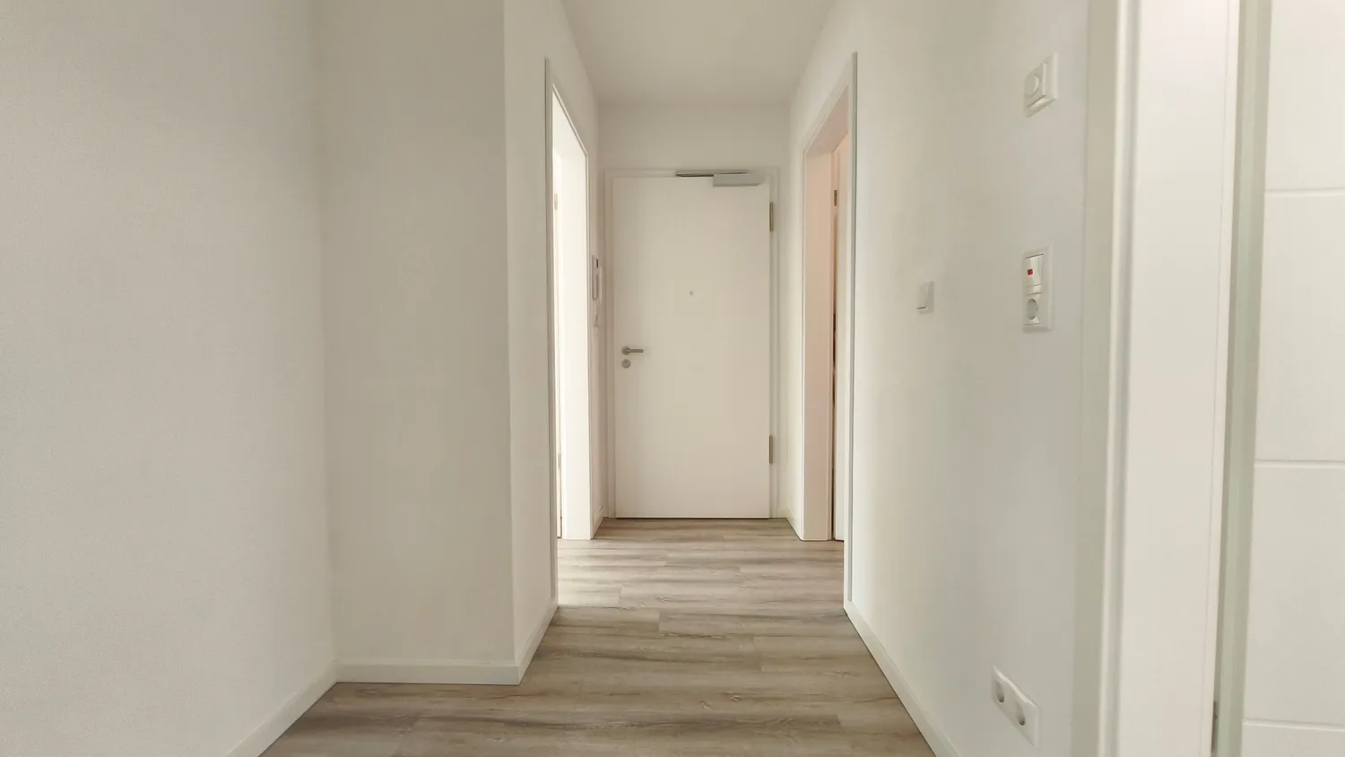 2 room apartment with 61 m² in Pinneberg – Photo 2