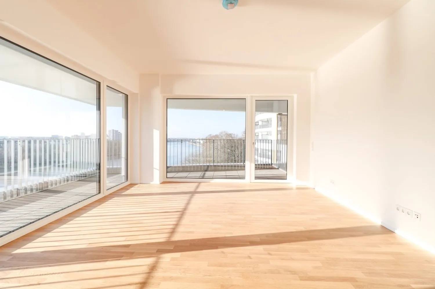 4 Zimmer Wohnung mit 131 m² in Frankfurt am Main – Bild 4