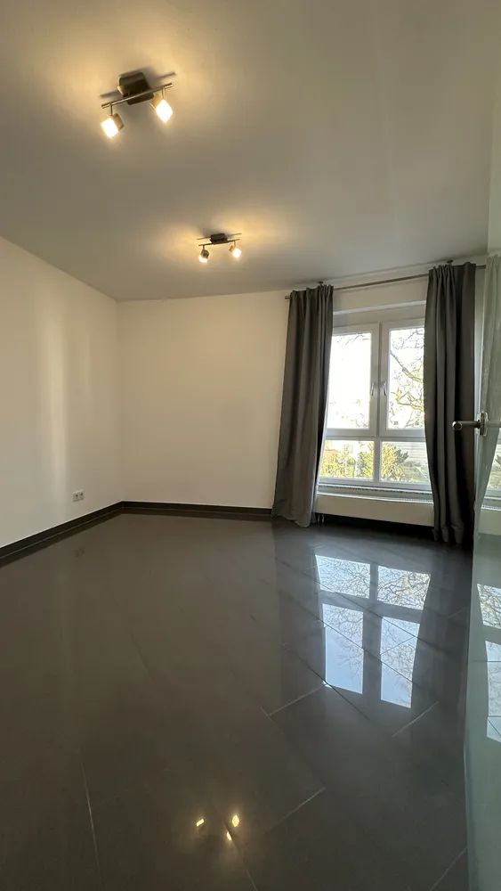 2 Zimmer Wohnung mit 55 m² in Wiesbaden – Bild 2