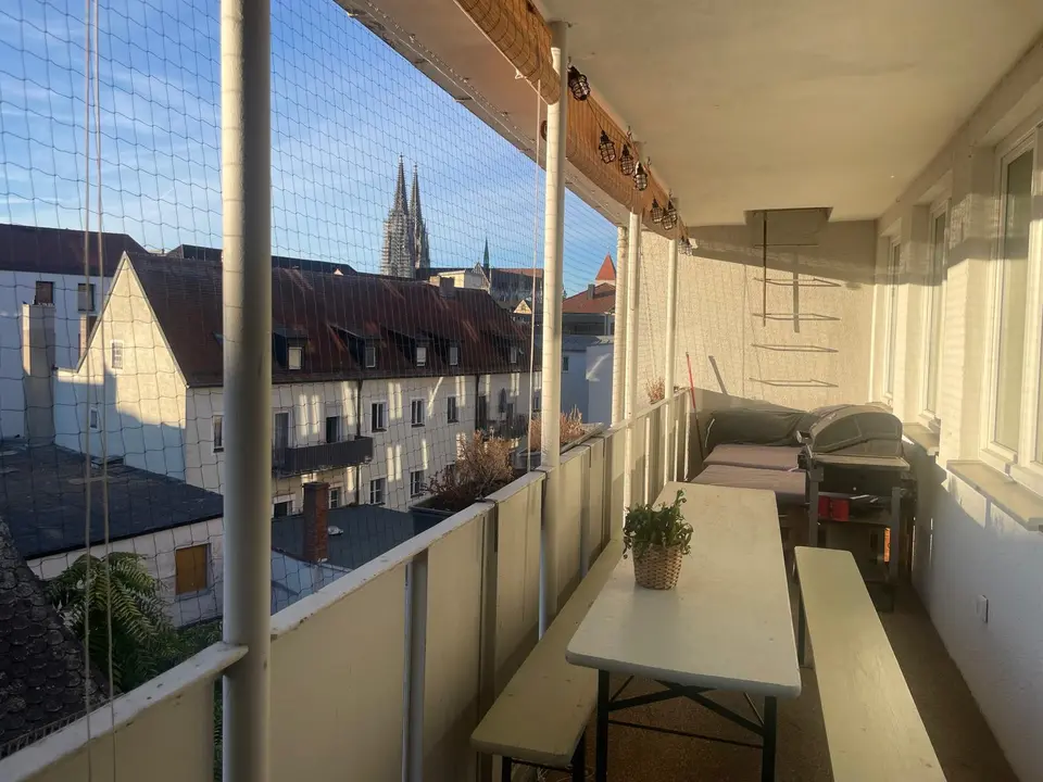 20 Zimmer Wohnung mit 80 m² in Regensburg – Bild 4