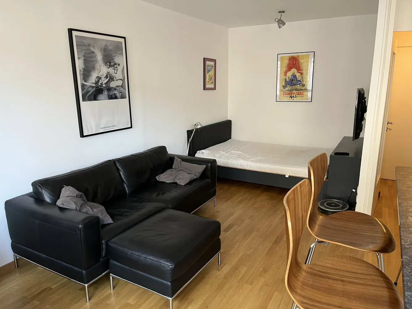 1 room apartment with 30 m² in Munich – Photo 3