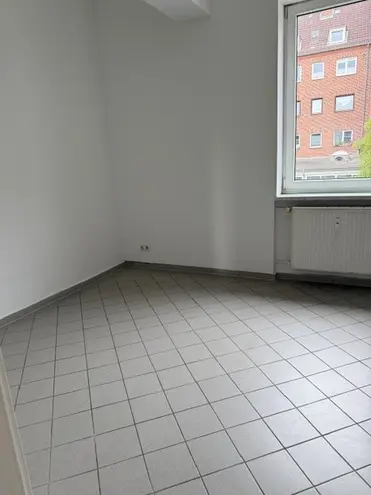 4 Zimmer Wohnung mit 106 m² in Kiel – Bild 3