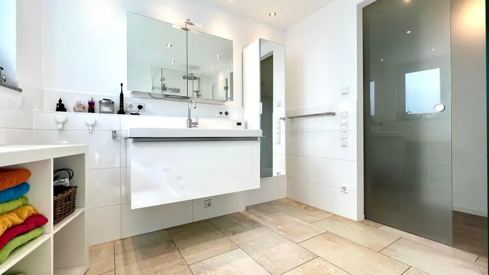 5 Zimmer Wohnung mit 110 m² in Nürtingen – Bild 3