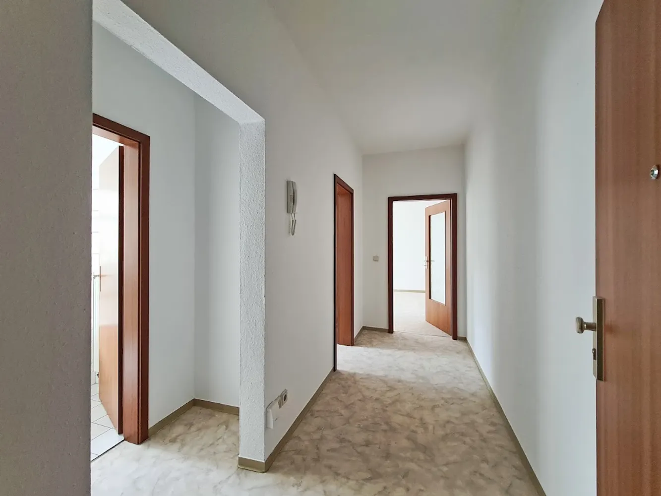1 room apartment with 43 m² in Chemnitz – Photo 2