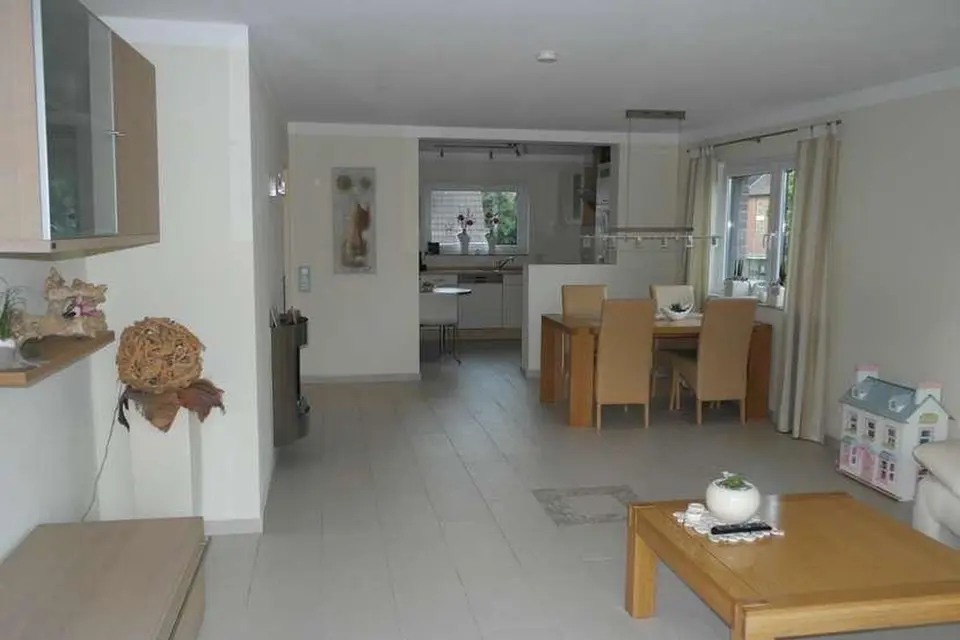 3 Zimmer Wohnung mit 100 m² in Grevenbroich – Bild 6