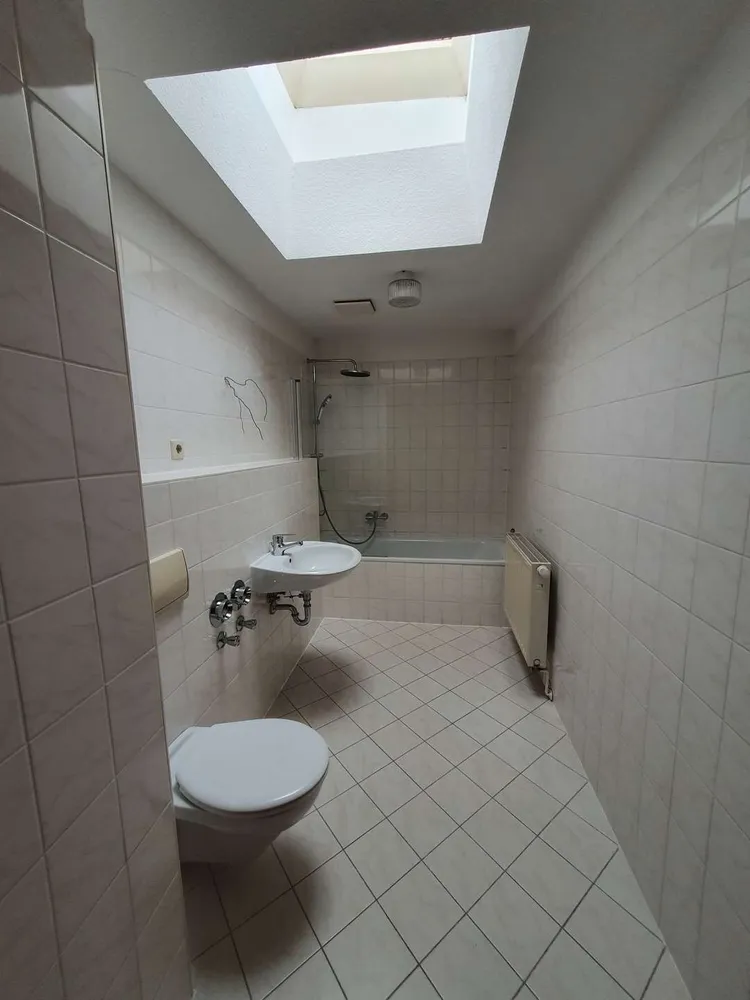 2 Zimmer Wohnung mit 62 m² in Plauen – Bild 6