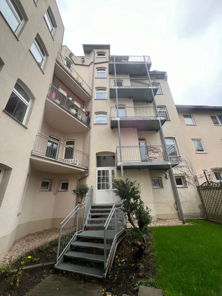 3 Zimmer Wohnung mit 71 m² in Halle (Saale) – Bild 2