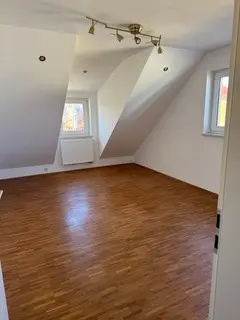 4 Zimmer Wohnung mit 100 m² in Regensburg – Bild 3