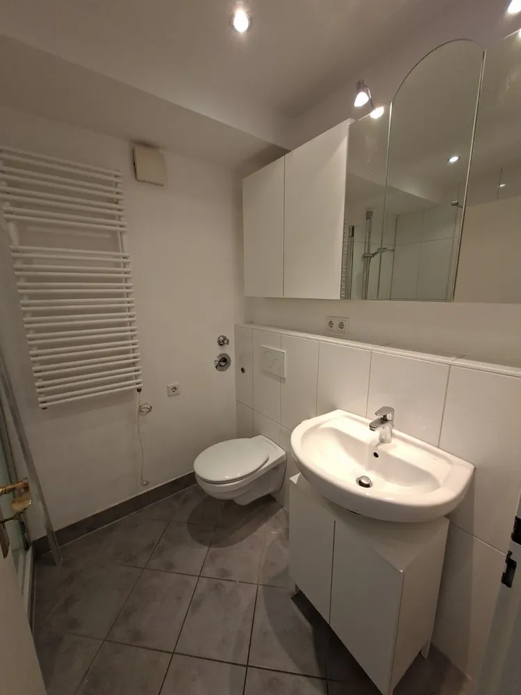 2 room apartment with 66 m² in Düsseldorf – Photo 8