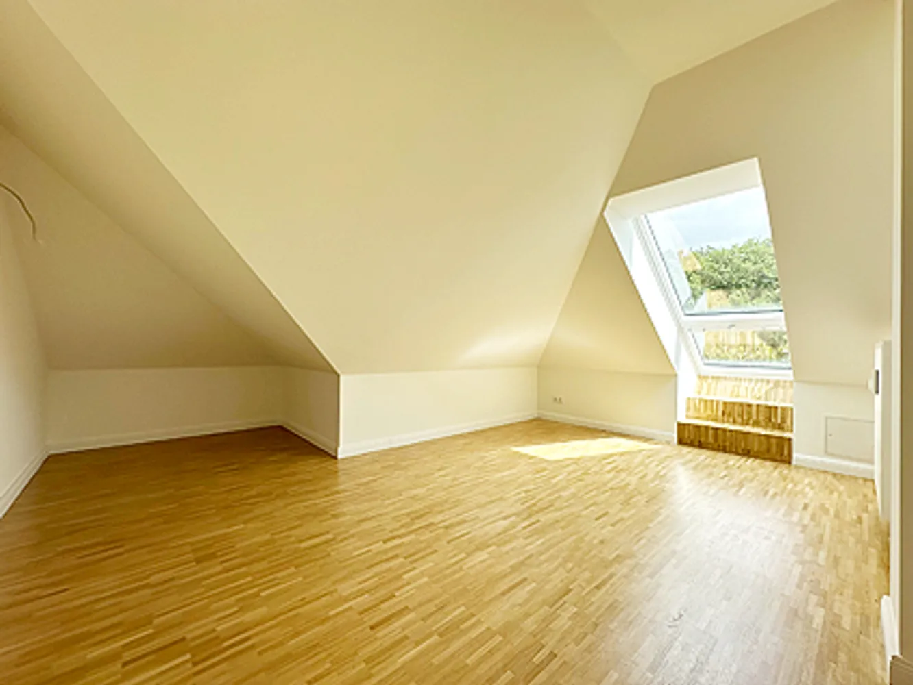 4 Zimmer Wohnung mit 116 m² in Hamburg – Bild 6