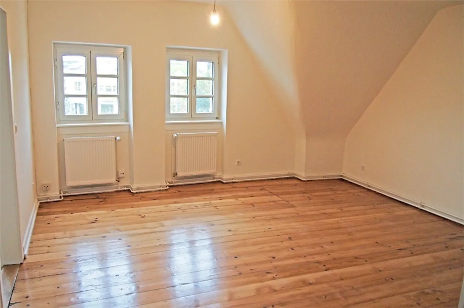 4 Zimmer Wohnung mit 84 m² in Bruchsal – Bild 1