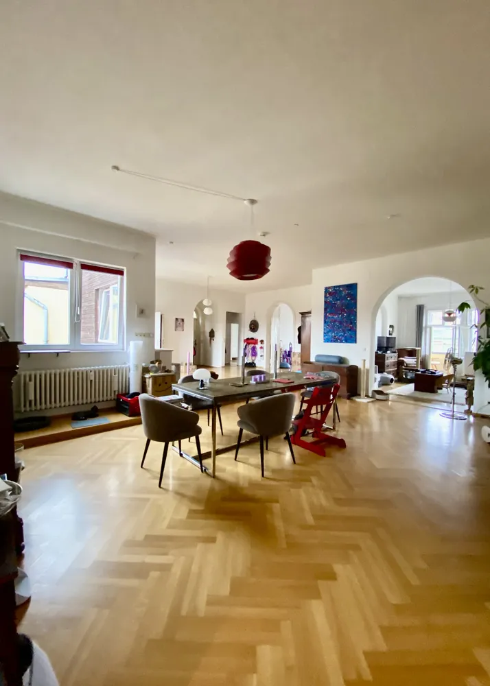 7 Zimmer Wohnung mit 240 m² in Berlin – Bild 6