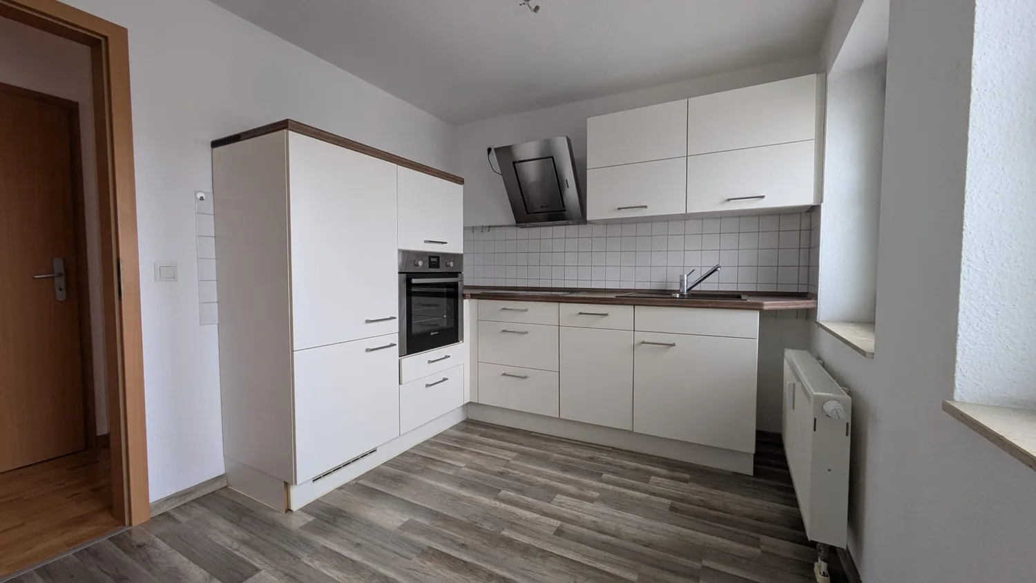3 Zimmer Wohnung mit 98 m² in Magdeburg – Bild 2