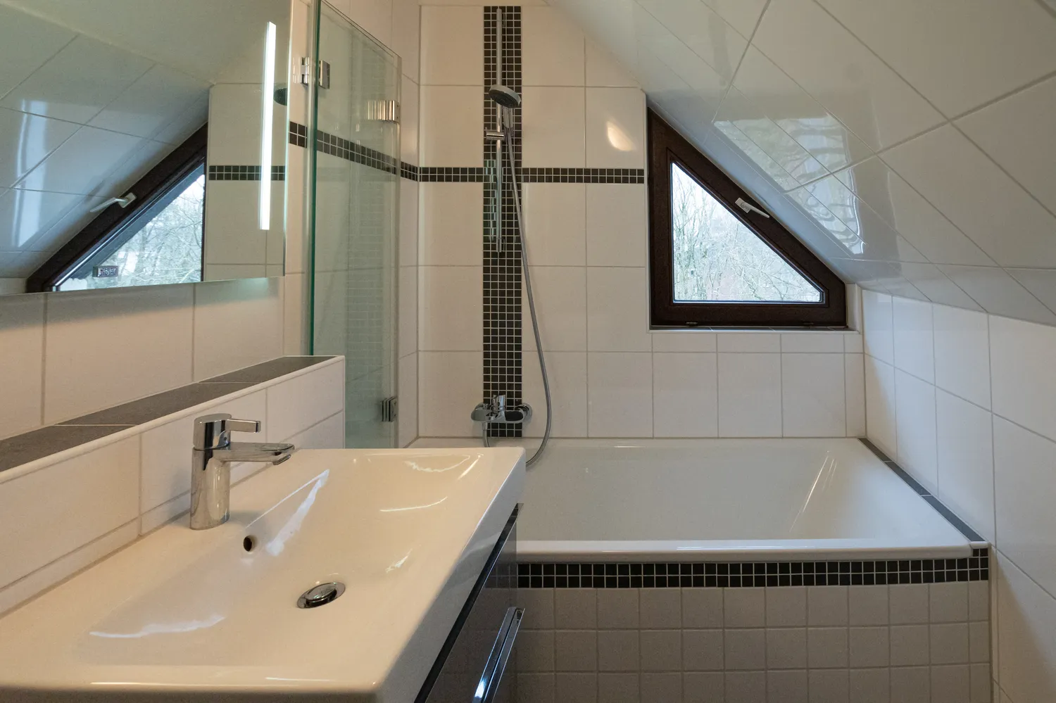 2 Zimmer Wohnung mit 68 m² in Erkrath – Bild 3