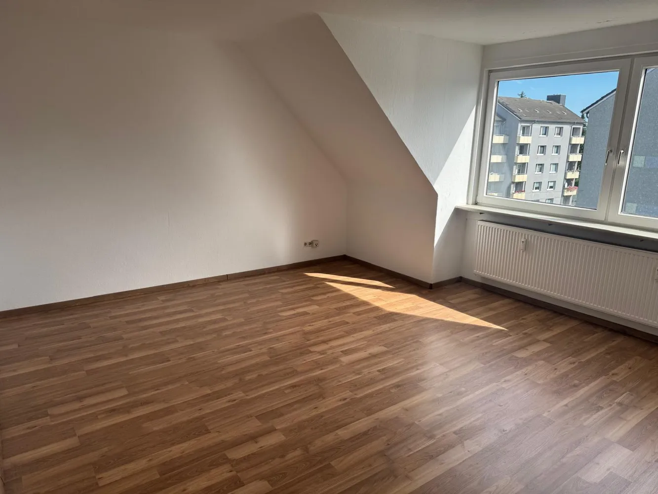 4 Zimmer Wohnung mit 82 m² in Bremerhaven – Bild 8