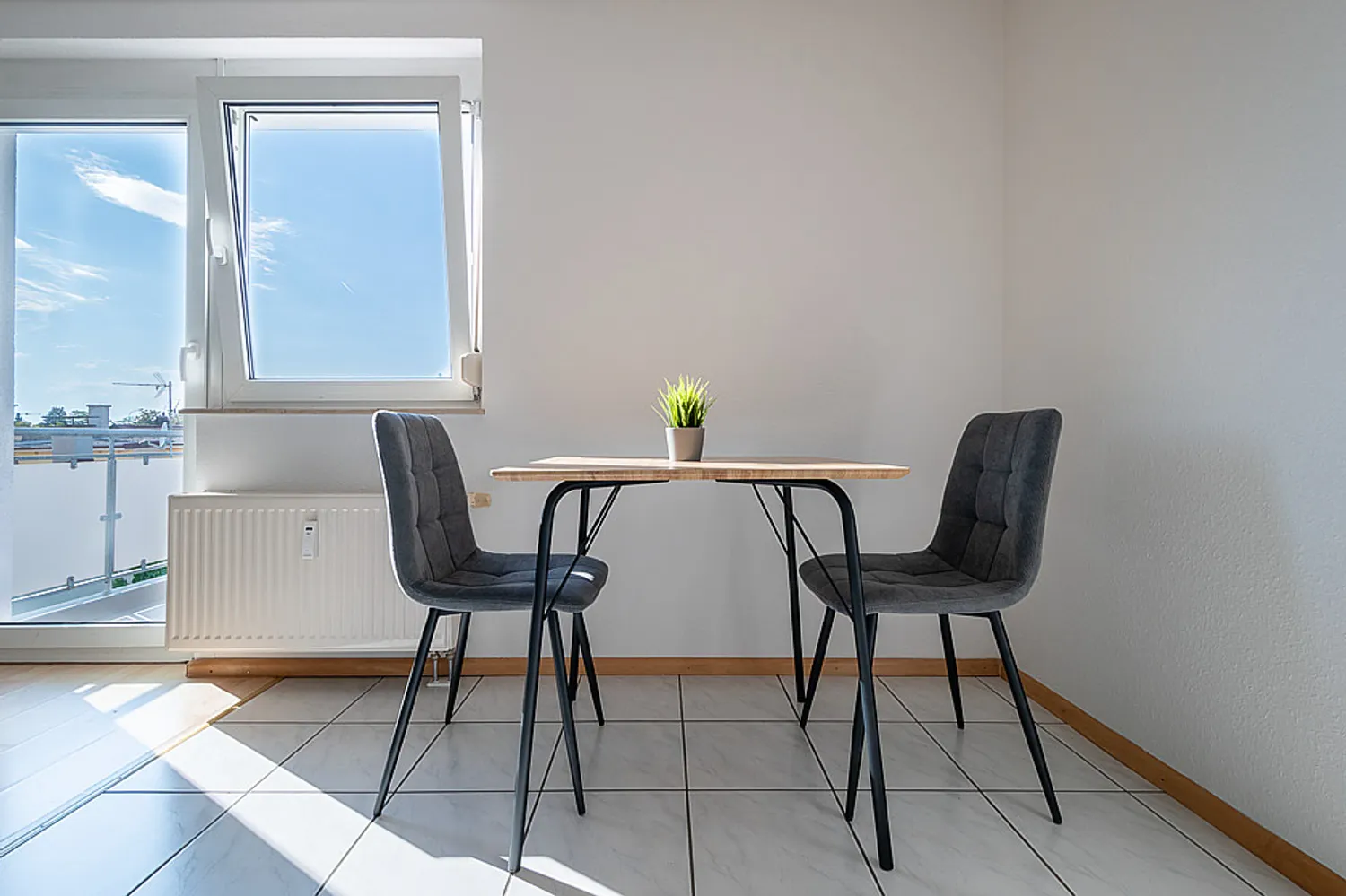 1 Zimmer Wohnung mit 32 m² in Freiburg im Breisgau – Bild 2