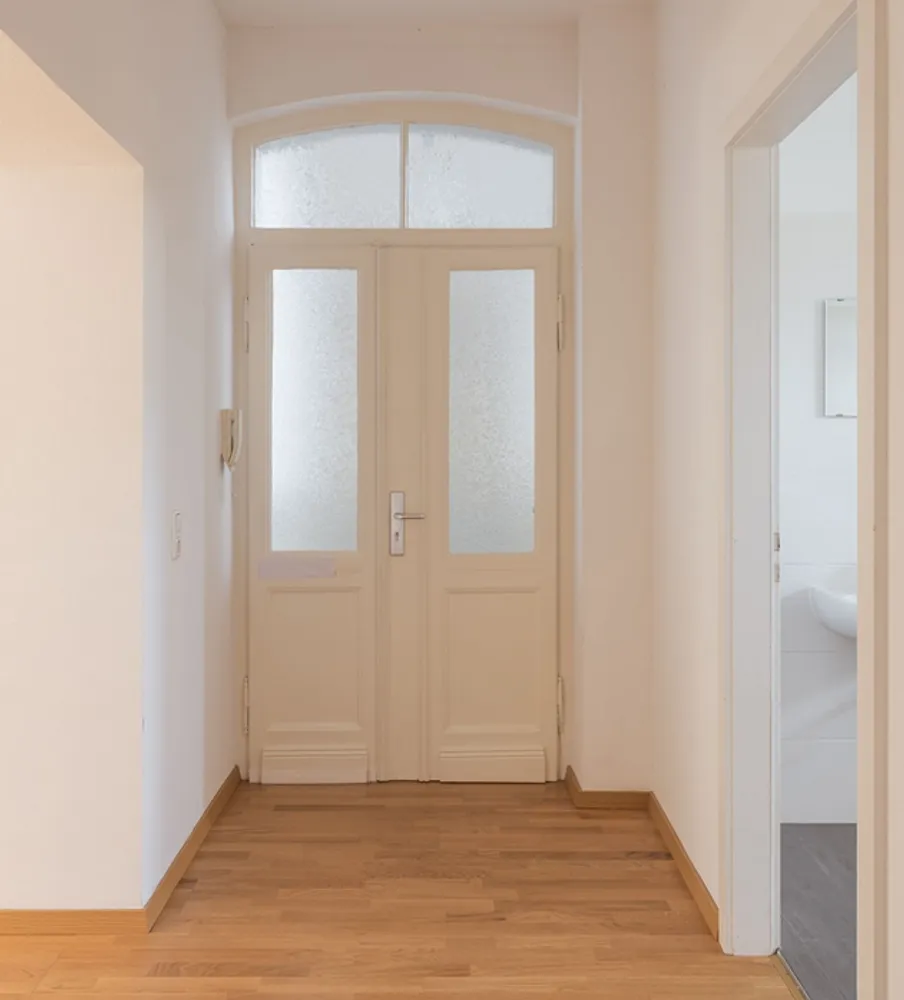 4 Zimmer Wohnung mit 125 m² in Wiesbaden – Bild 1