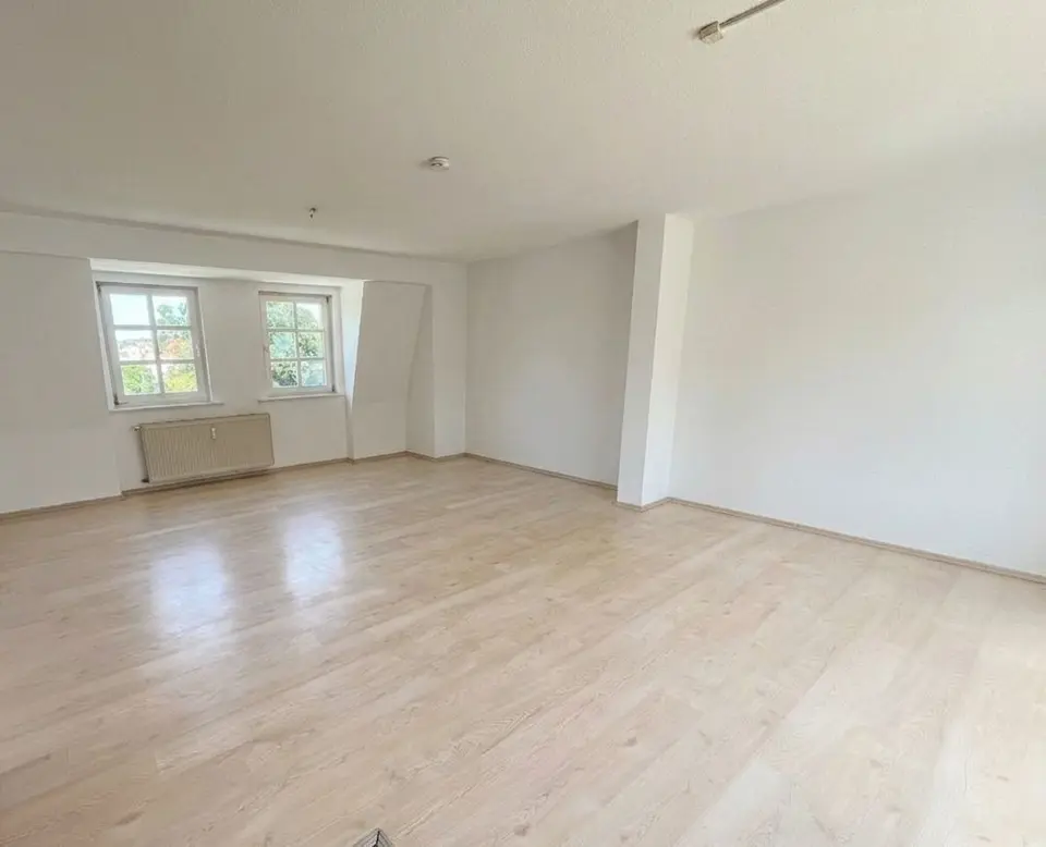 3 Zimmer Wohnung mit 86 m² in Erfurt – Bild 1
