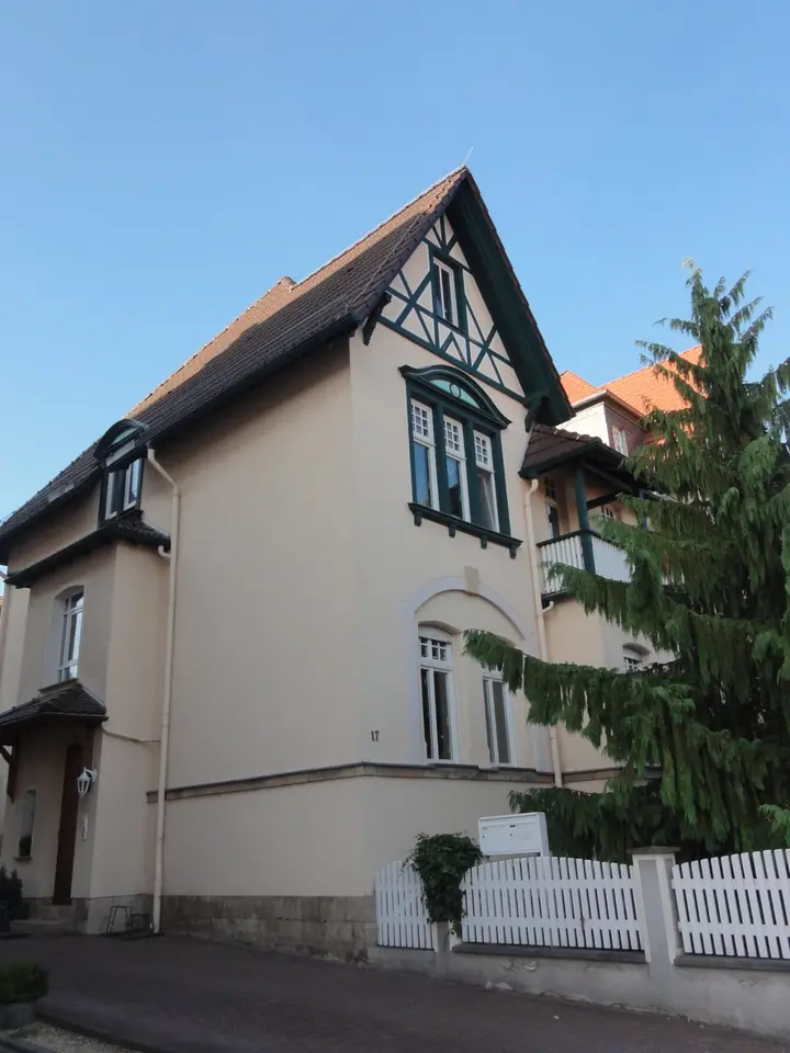4 Zimmer Wohnung mit 113 m² in Weißenfels – Bild 2